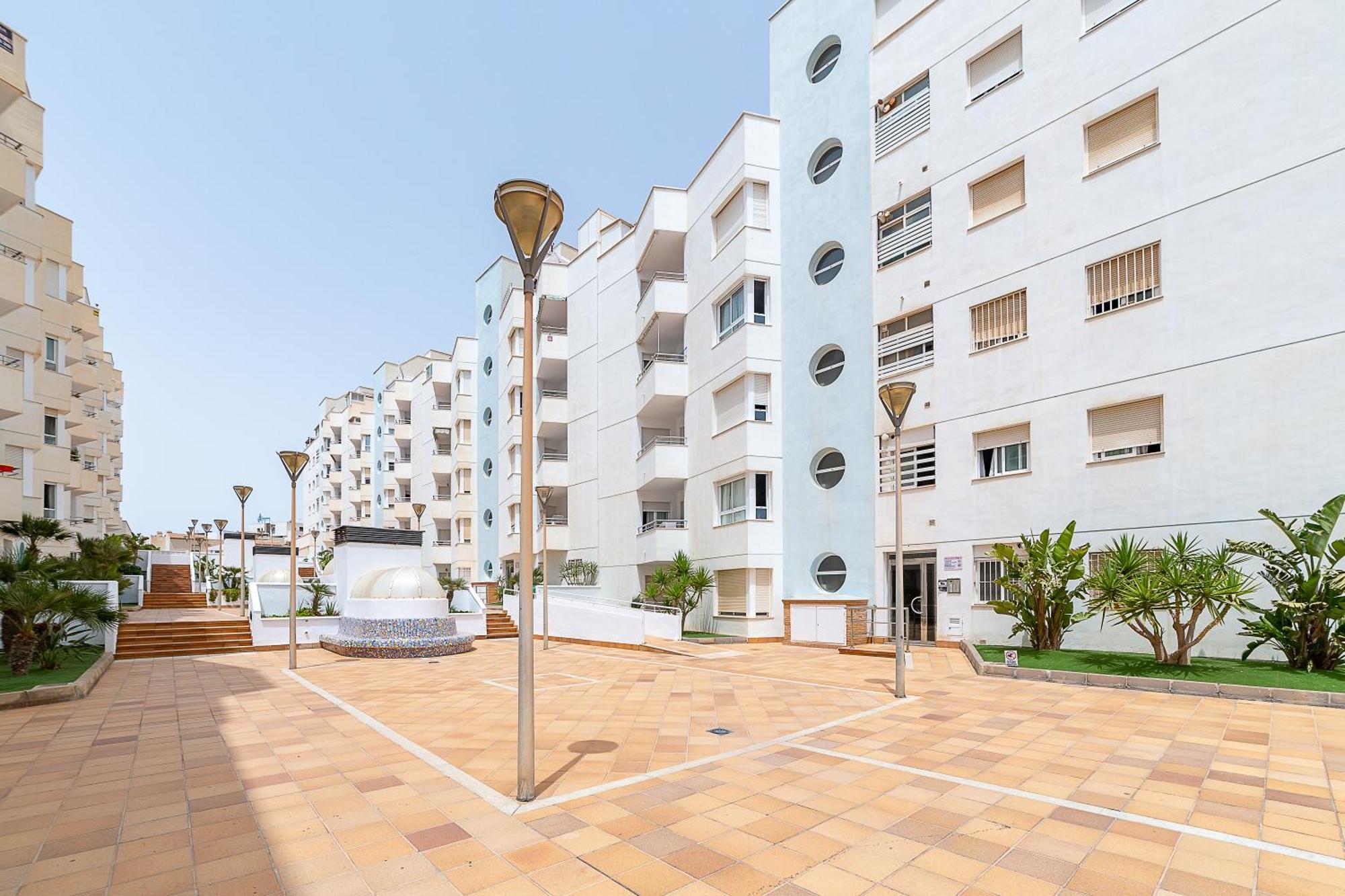 Holiday Apartment Roquetas de Mar Extérieur photo